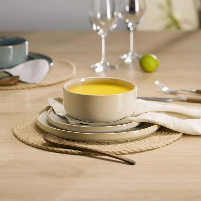 Ceramic tableware set, 12 pieces, servings for 4 people (bowls and plates)